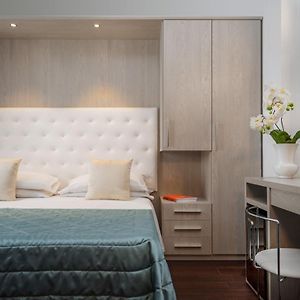 Habitación con Cama King